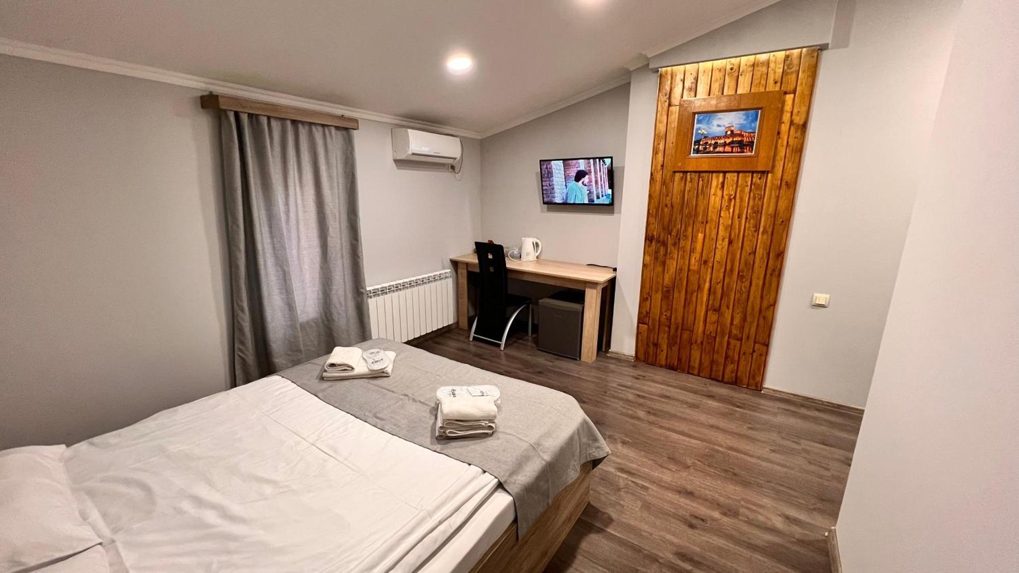 Bed & Breakfast Elross Yerevan